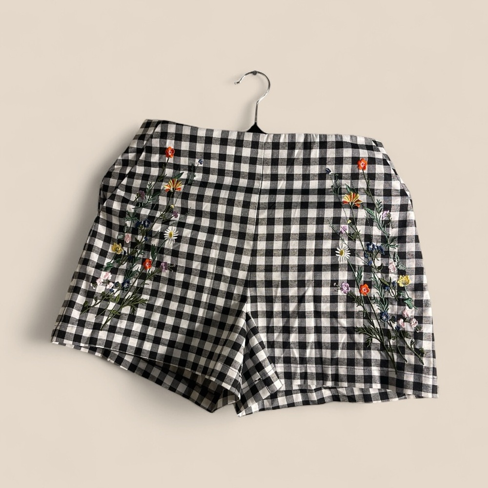 Romeo & Juliet Couture Black and White Gingham Shirt